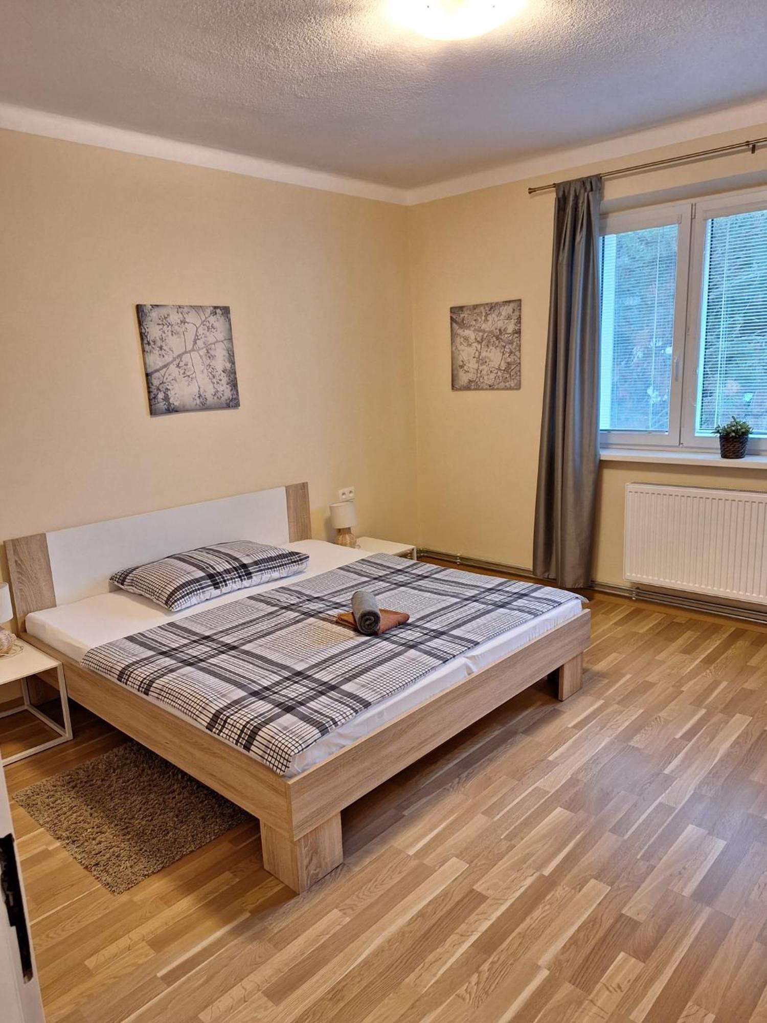 Star Apartments Piestany Bagian luar foto