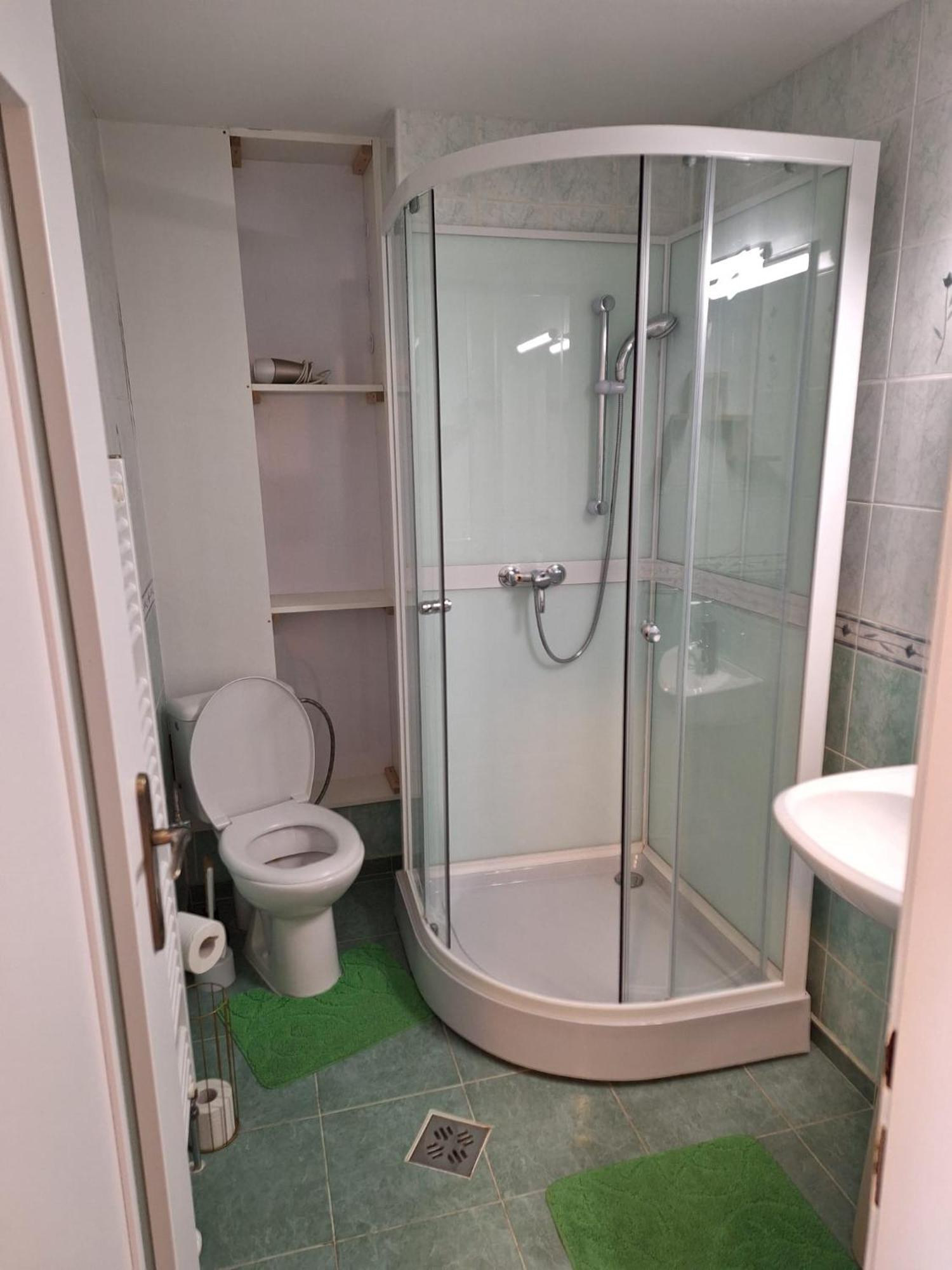 Star Apartments Piestany Bagian luar foto