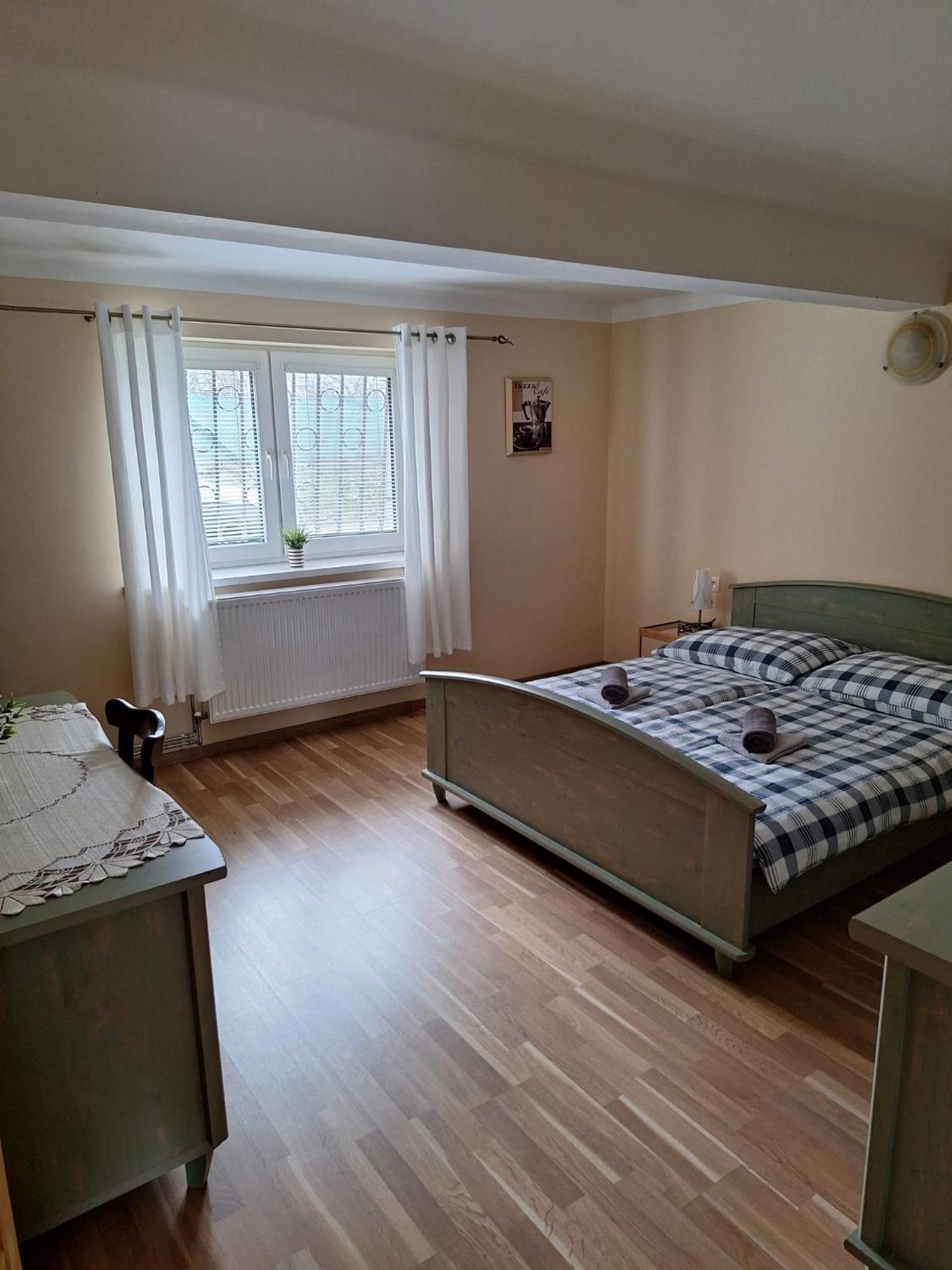 Star Apartments Piestany Bagian luar foto