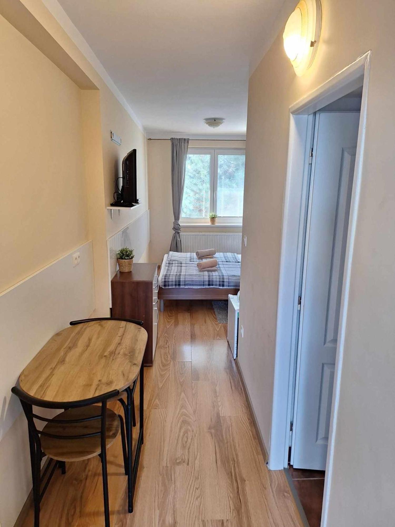 Star Apartments Piestany Bagian luar foto