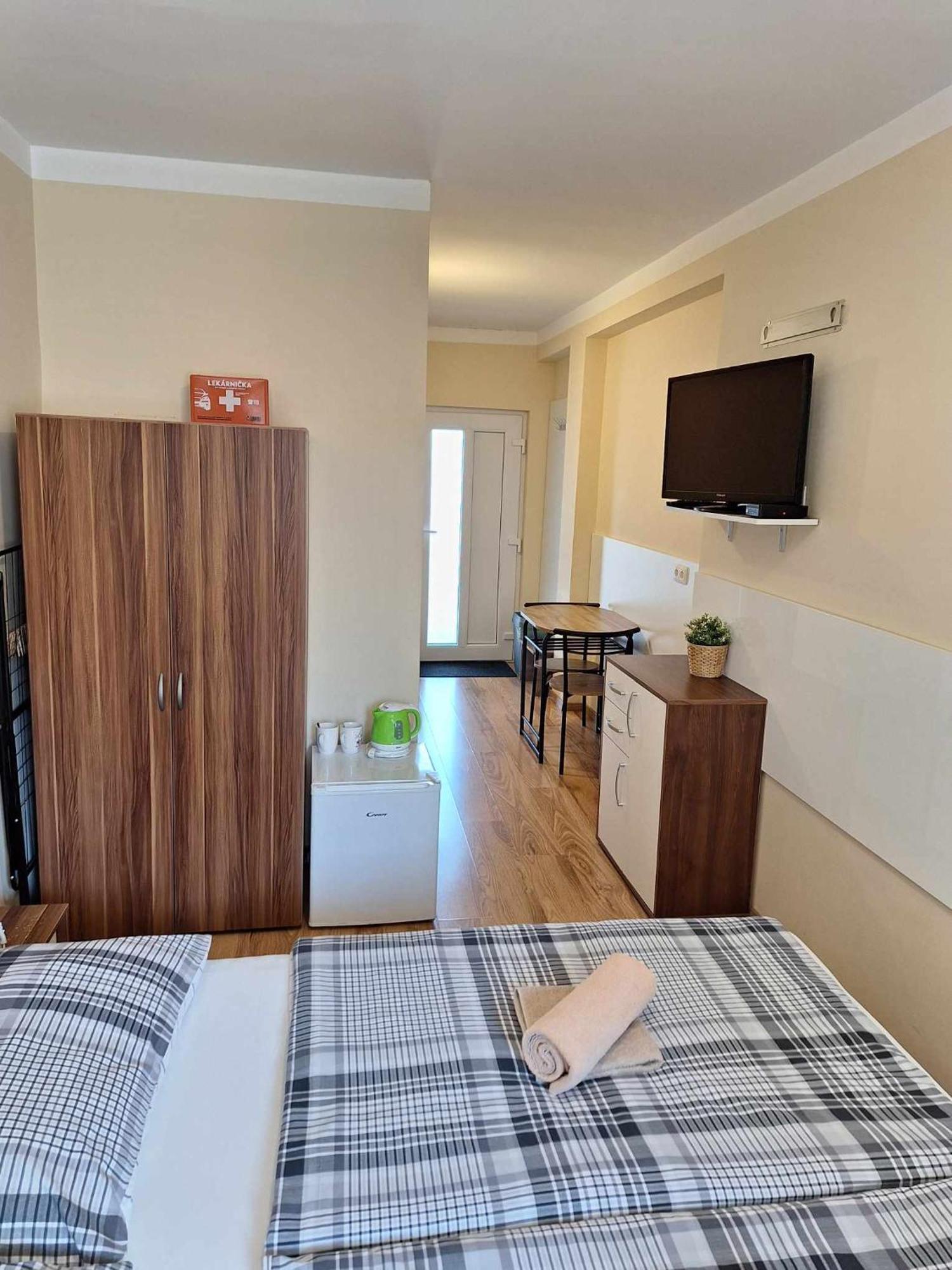 Star Apartments Piestany Bagian luar foto